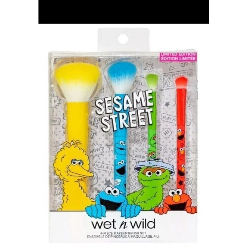 Wet N Wild Sesame Street  Makeup Brush Set Limited Edition 4 Piece Colorful NEW